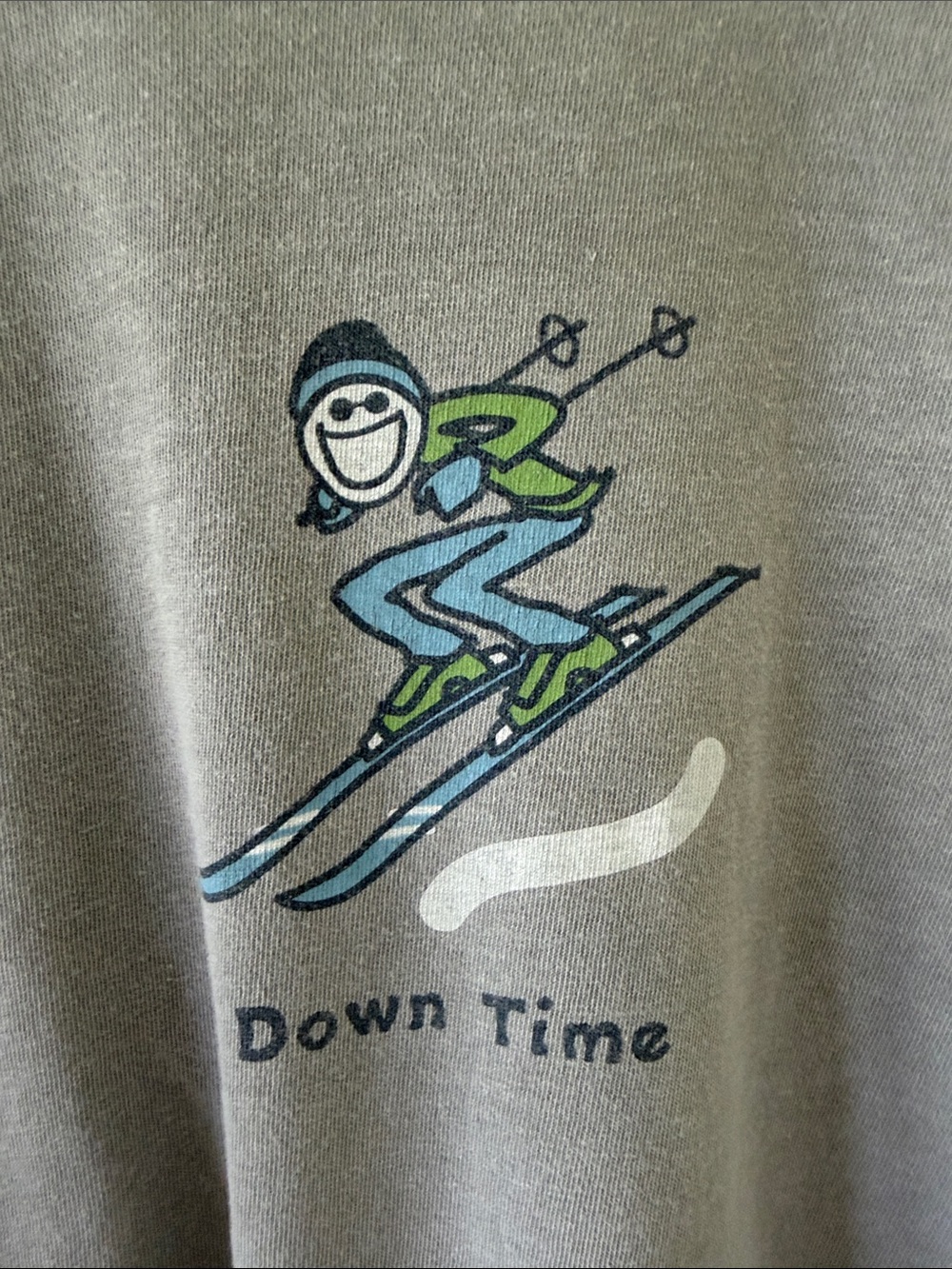 Life is Good. Jake Ski DOWN TIME Long Sleeve Crusher Tee, Heather Gray Large